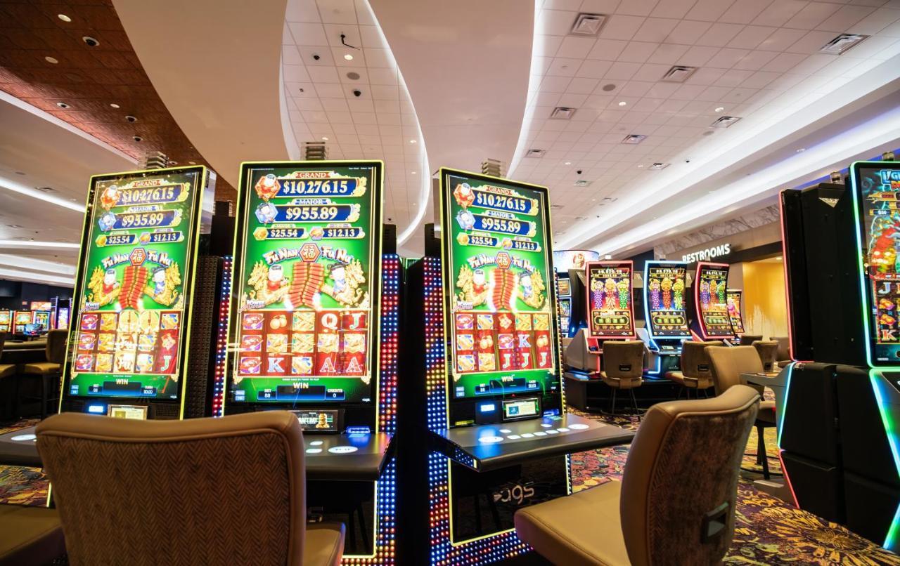 Walker'S Bluff Casino Resort カーボンデール エクステリア 写真